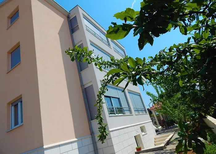 Apartman Linda *