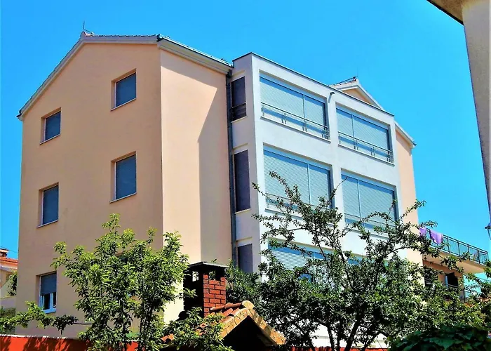 Linda 아파트 트로기르